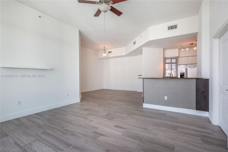 360 Condo #PH23 image #8