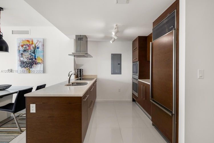 Icon Brickell II #2603 image #19