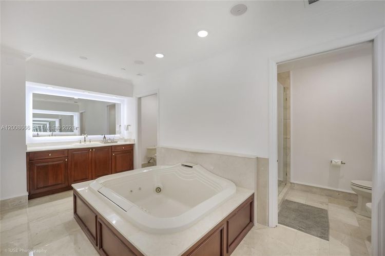 Ritz-Carlton Coconut Grove #2202 image #14