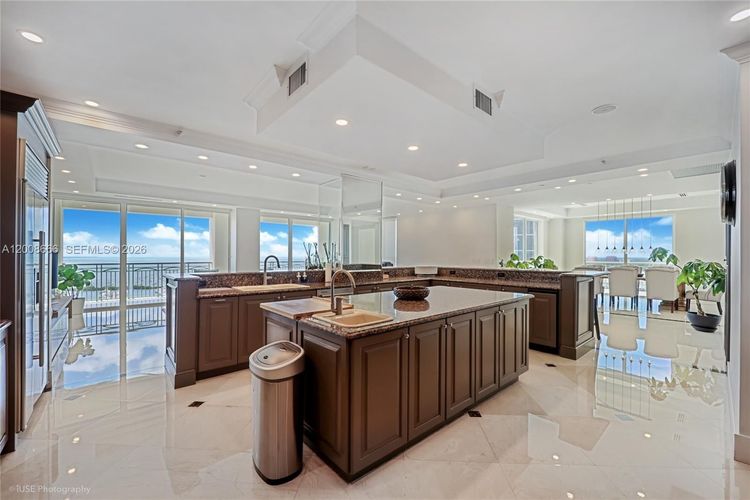 Ritz-Carlton Coconut Grove #2202 image #9