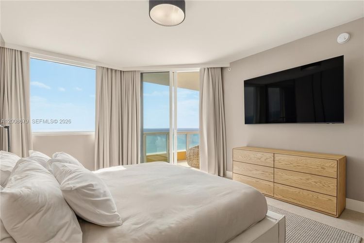 Acqualina #3906 image #15