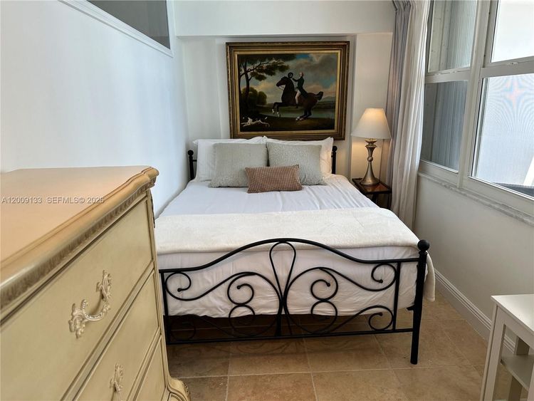 Maison Grande #1510 image #9