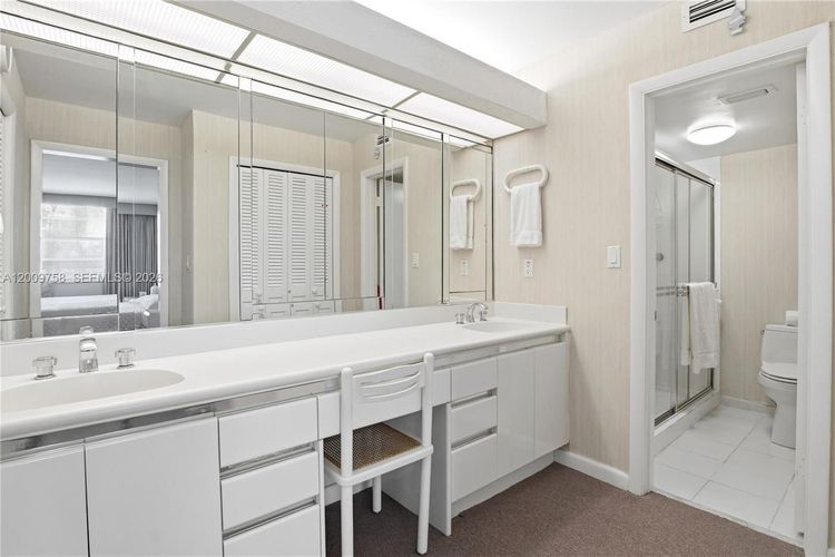 Sands of Key Biscayne #7L image #18