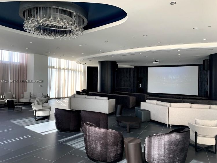 Paramount Miami Worldcenter #2700 image #44