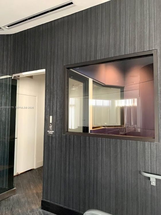 Paramount Miami Worldcenter #2700 image #46