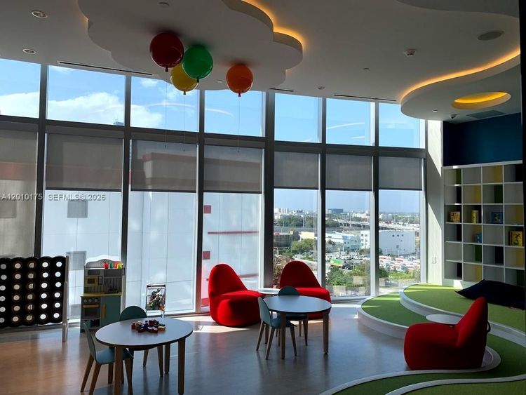 Paramount Miami Worldcenter #2700 image #47