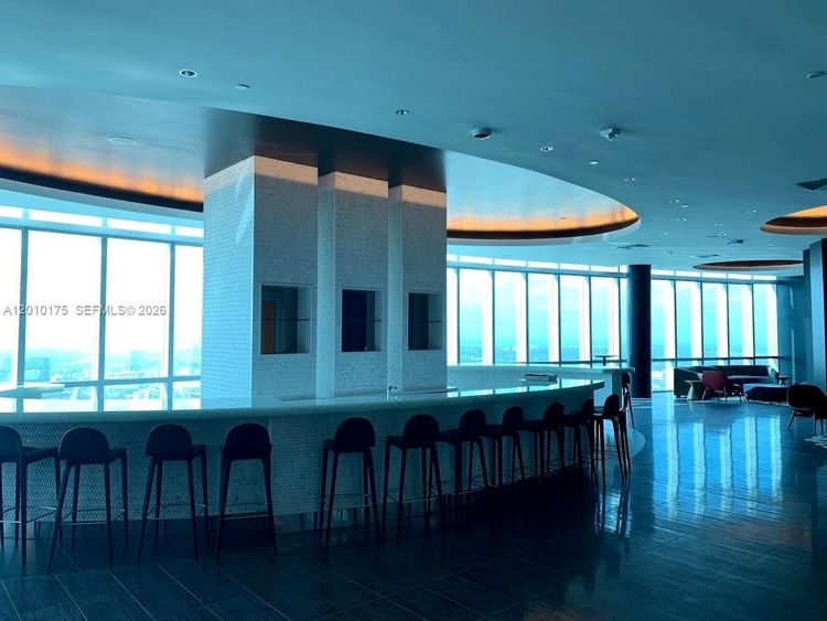 Paramount Miami Worldcenter #2700 image #53