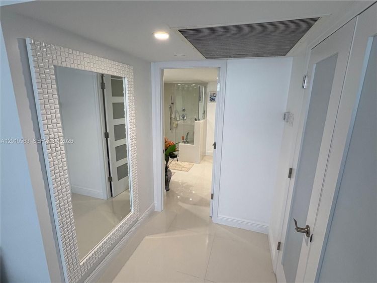 Parker Plaza Estates #1812 image #16