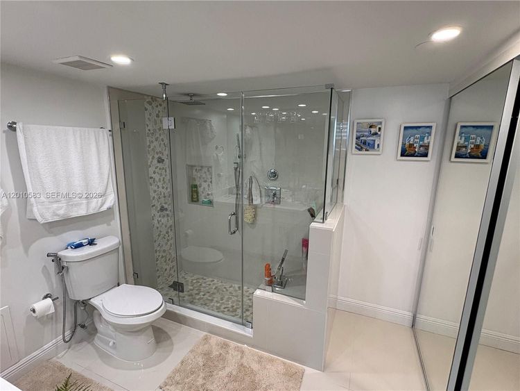Parker Plaza Estates #1812 image #17