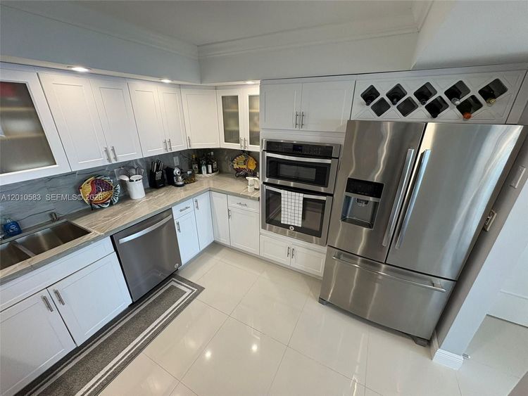 Parker Plaza Estates #1812 image #7