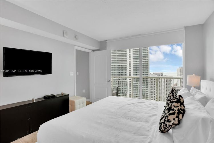 The Club at Brickell #3515 image #25