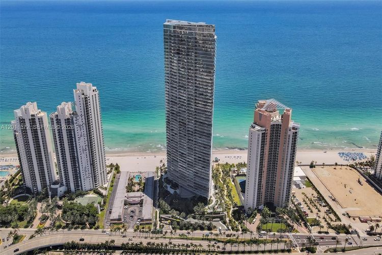 Residences by Armani Casa #4302 image #35