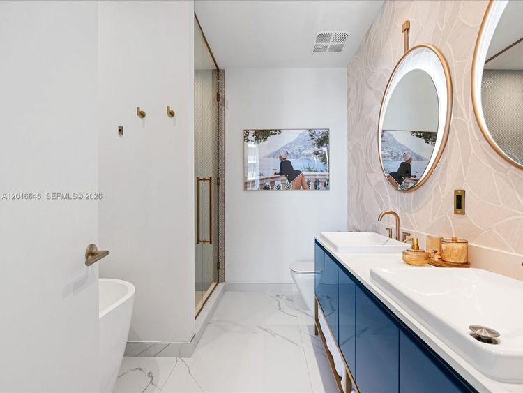 Mr. C Residences Bayshore Tower #1710 image #24