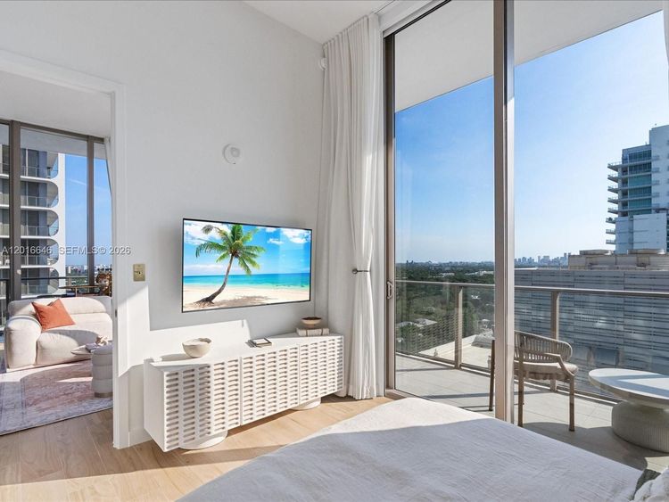 Mr. C Residences Bayshore Tower #1710 image #32