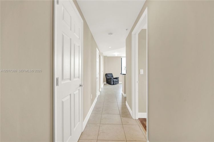 1300 Ponce #703 image #21