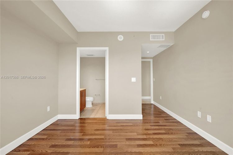 1300 Ponce #703 image #23