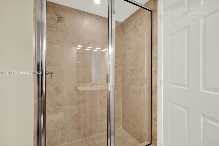 1300 Ponce #703 image #25