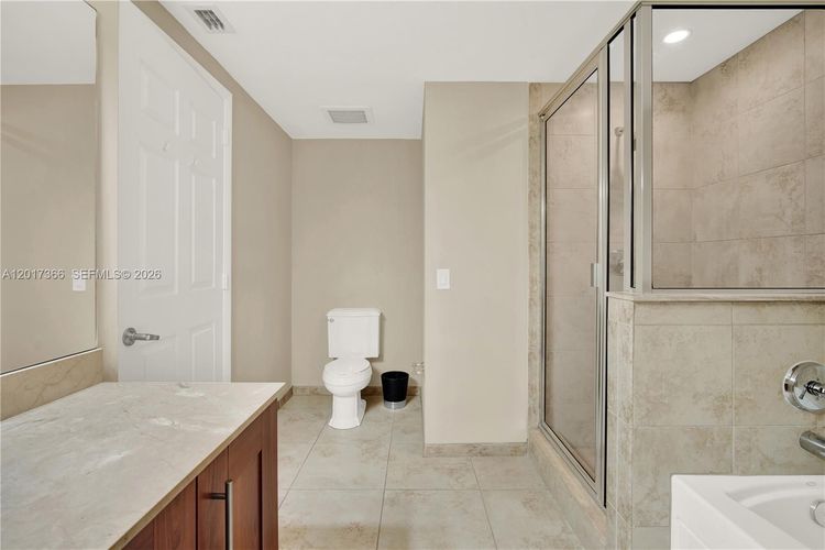 1300 Ponce #703 image #42