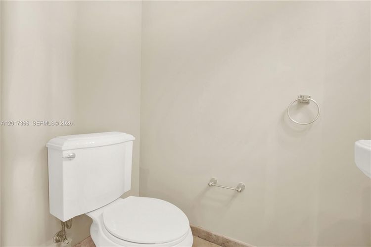 1300 Ponce #703 image #43