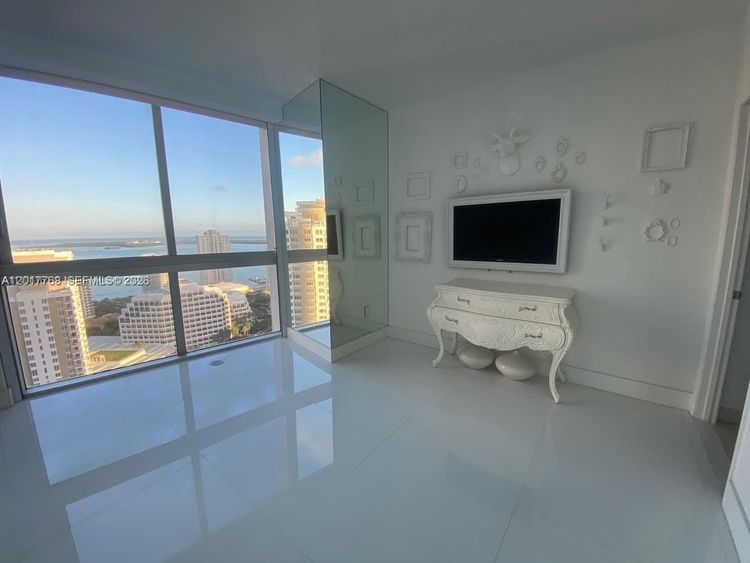 Icon Brickell II #2902 image #12