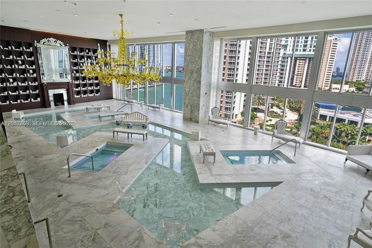 Icon Brickell II #2902 image #22