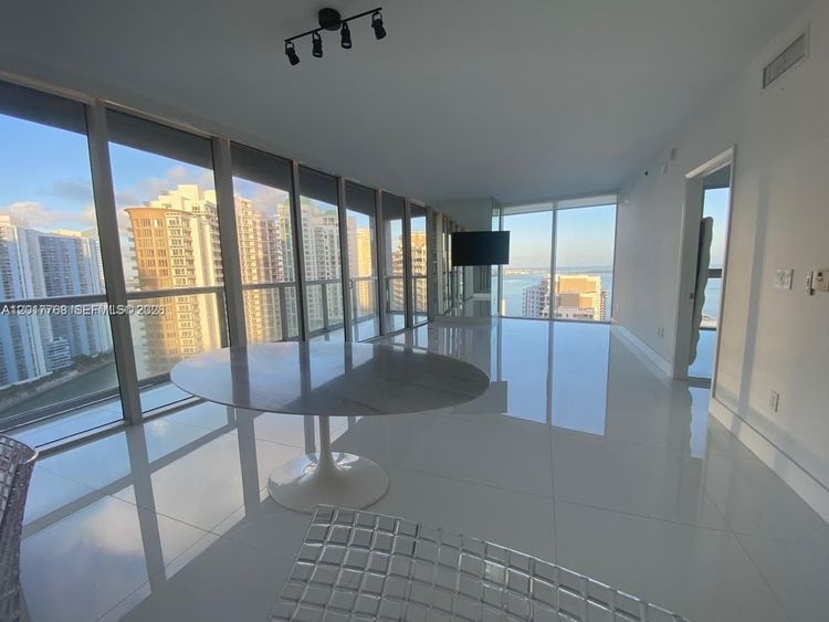 Icon Brickell II #2902 image #7