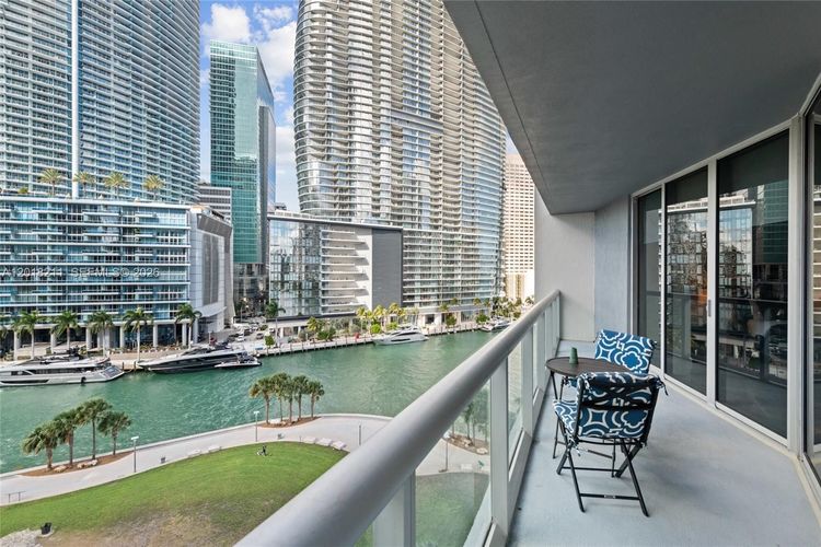 Icon Brickell I #904 image #16