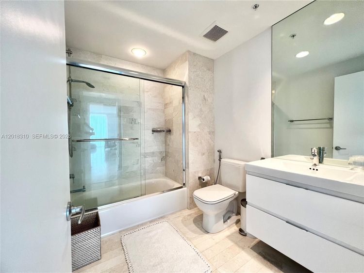 Marina Palms Yacht Club and Residences South Tower #1102 image #15