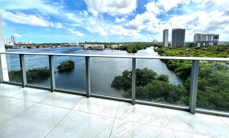Marina Palms Yacht Club and Residences South Tower #1102 image #21