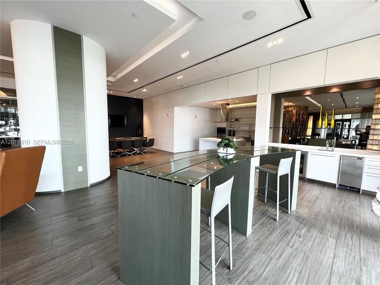 Marina Palms Yacht Club and Residences South Tower #1102 image #24