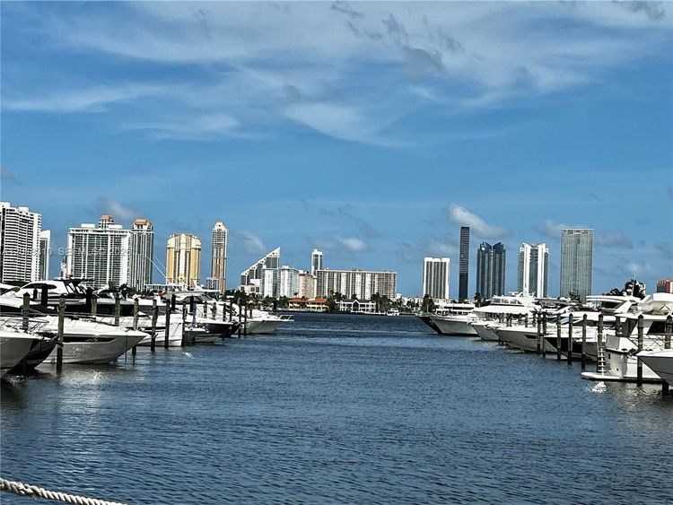 Marina Palms Yacht Club and Residences South Tower #1102 image #33