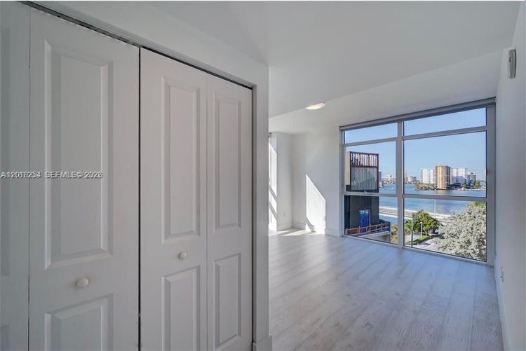 400 Sunny Isles #801 image #22