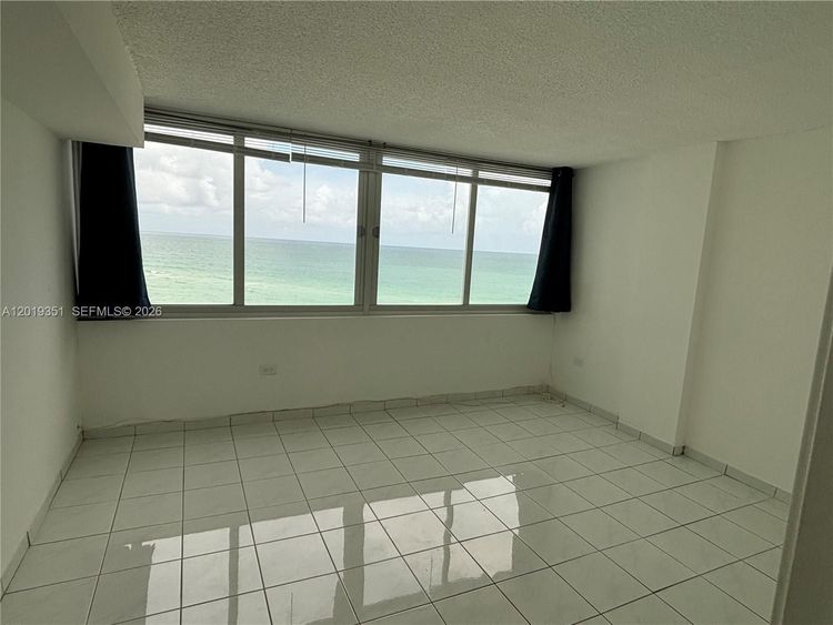Burleigh House #912 image #13