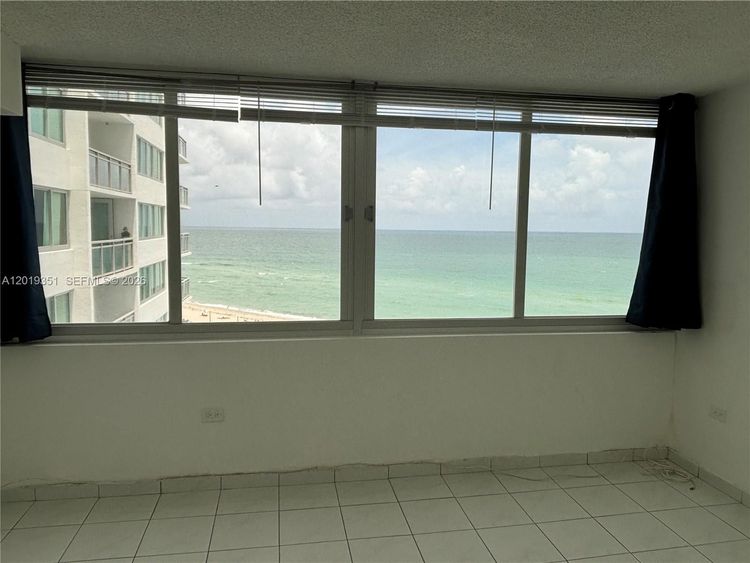Burleigh House #912 image #14