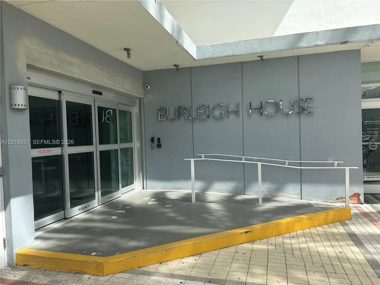 Burleigh House #912 image #29