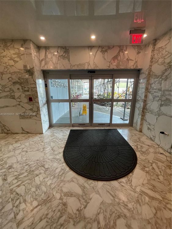 Burleigh House #912 image #31
