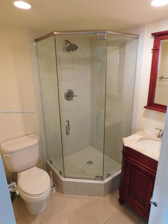 Carriage House #1213 image #26