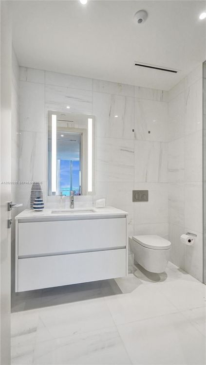Aston Martin Residences #2305W image #35