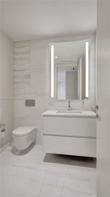Aston Martin Residences #2305W image #39