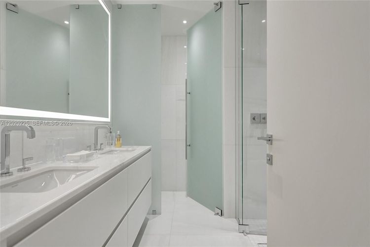 Aston Martin Residences #2305W image #43