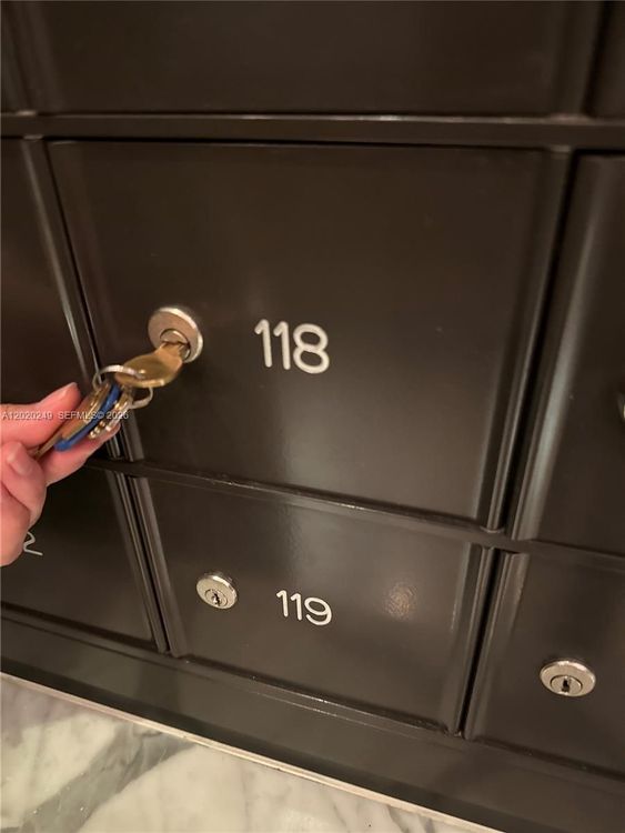 Midtown 2 #H1712 image #20