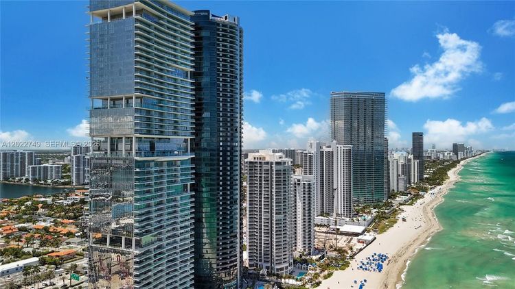Turnberry Ocean Club Residences #1804 image #23