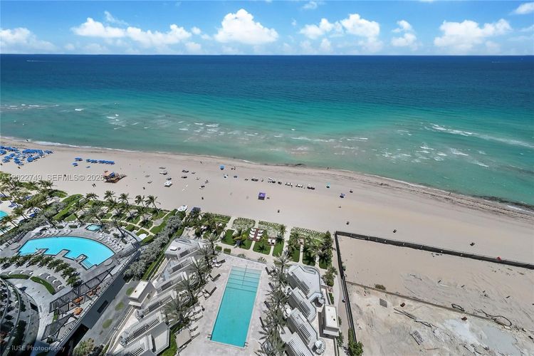 Turnberry Ocean Club Residences #1804 image #27