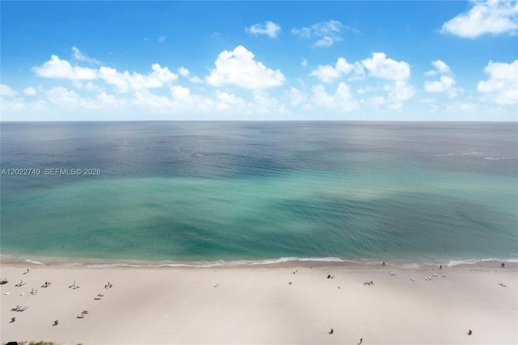 Turnberry Ocean Club Residences #1804 image #41