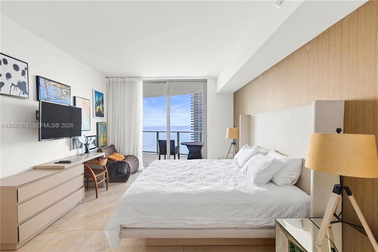 Hyde Resorts & Residences #2209 image #6