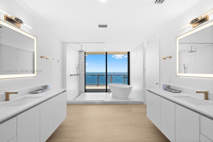 Aria Reserve South Tower #PH6005 image #10