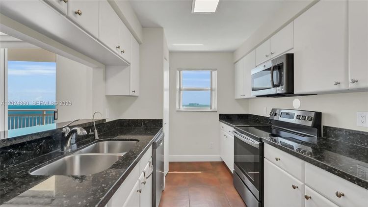 Metropolitan at Brickell #2501 image #14