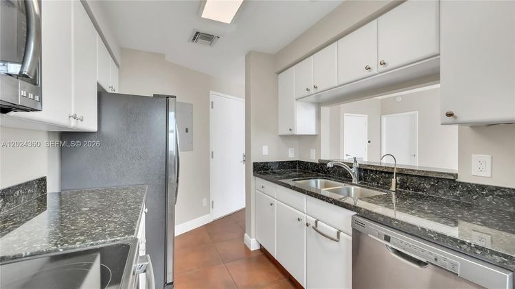 Metropolitan at Brickell #2501 image #16