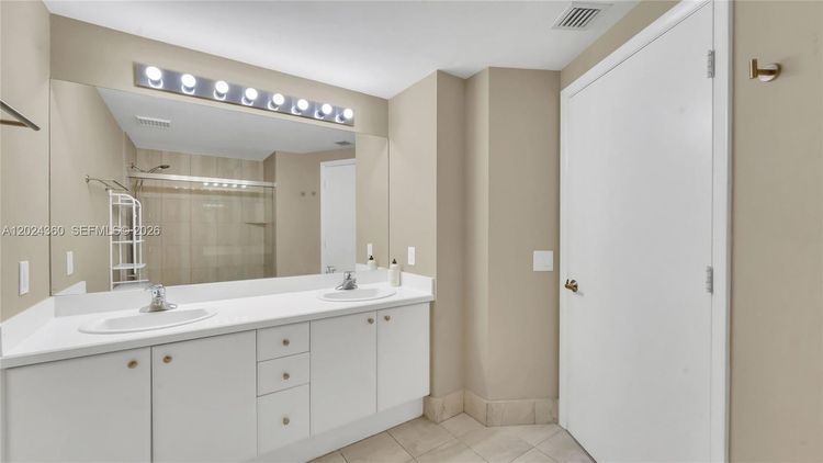 Metropolitan at Brickell #2501 image #27