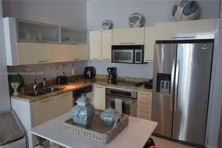 Midtown Lofts #PH203 image #12